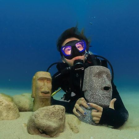 Stay Liuqiu Diving Hostel 샤오리우치우 외부 사진