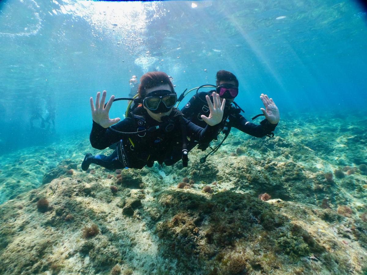 Stay Liuqiu Diving Hostel 샤오리우치우 외부 사진