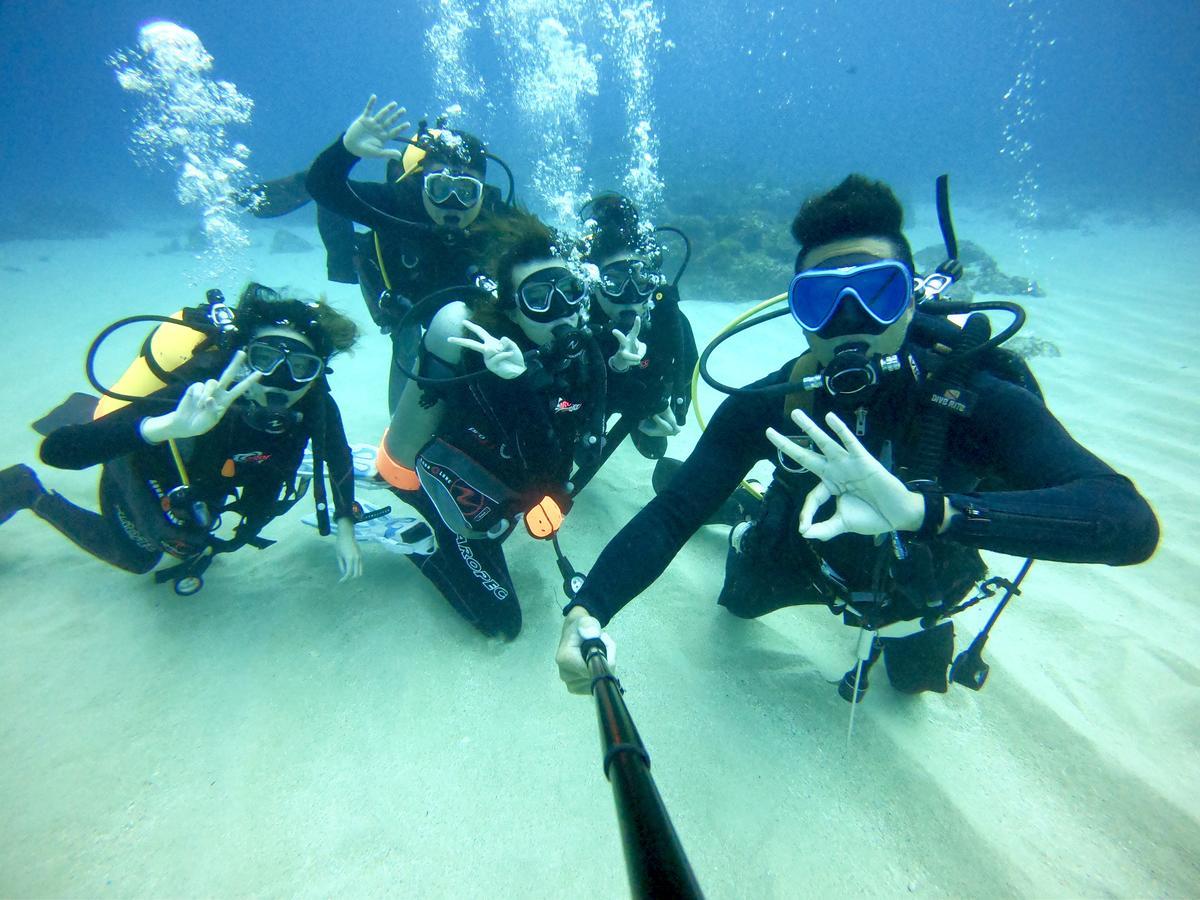Stay Liuqiu Diving Hostel 샤오리우치우 외부 사진
